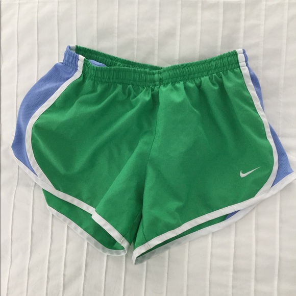 Nike running shorts - Picture 1 of 2
